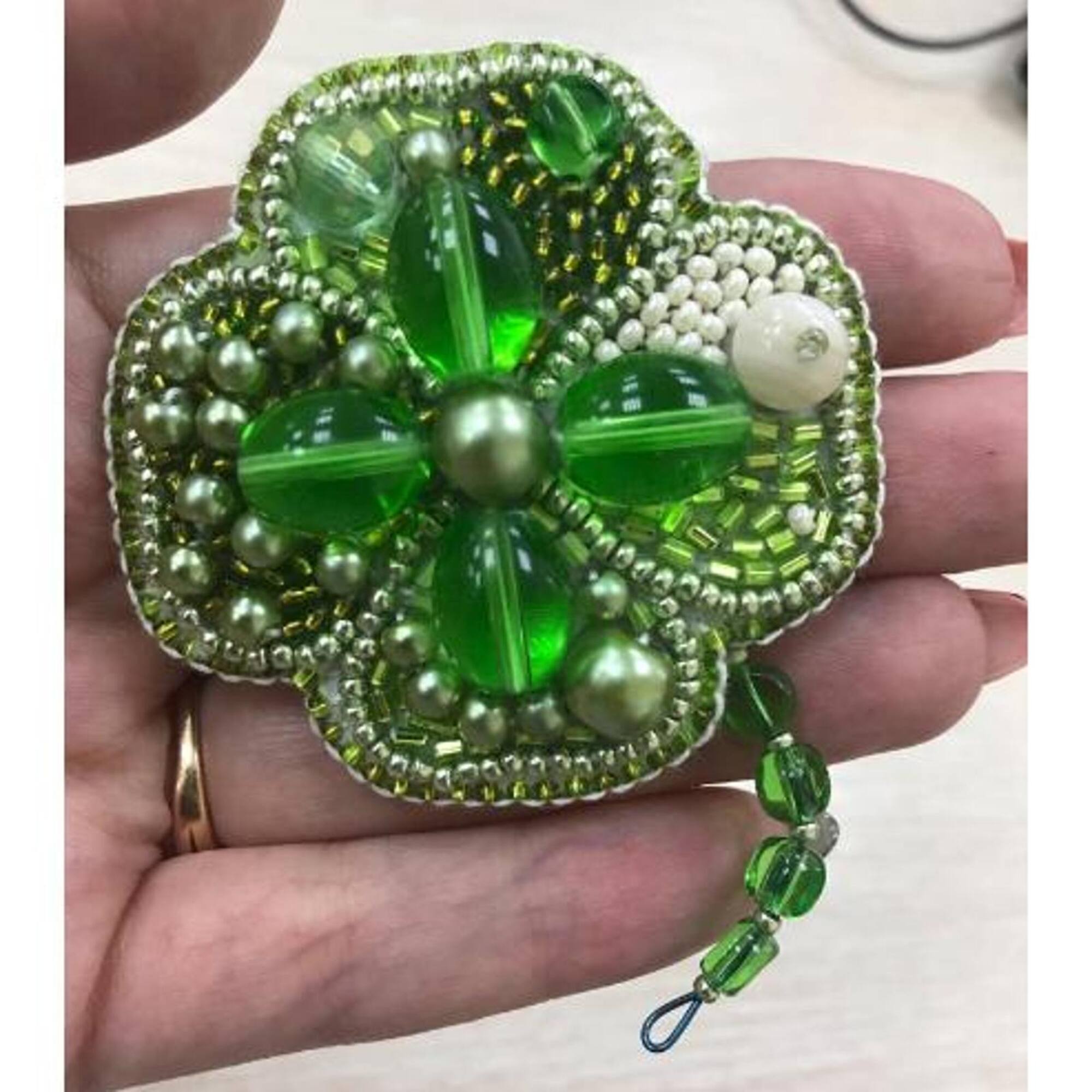 Crystal Art Beadwork Kit For Creating Brooch Symbol Of Luck